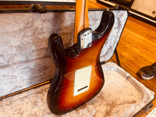 Load image into Gallery viewer, Fender American Ultra Stratocaster