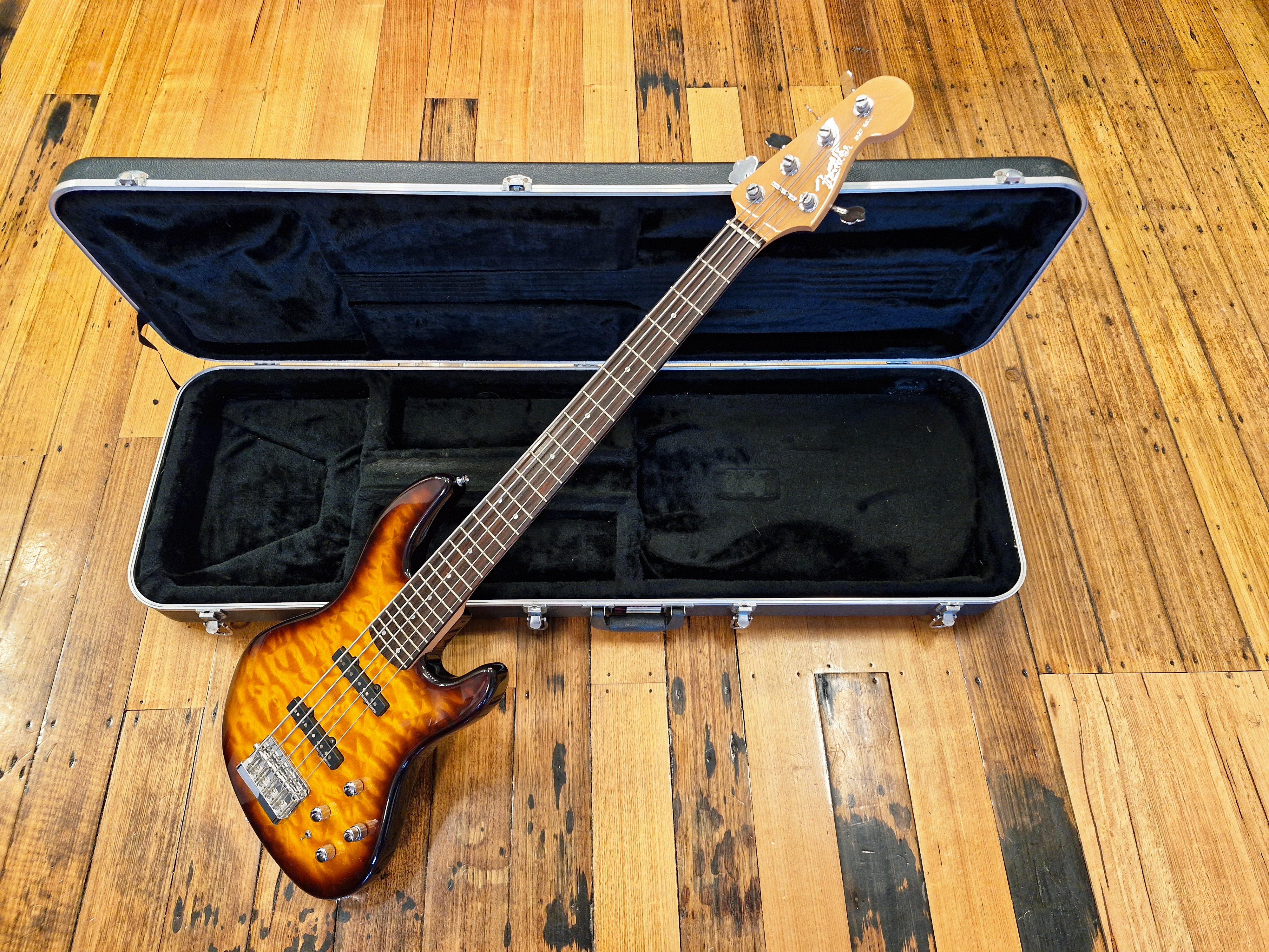 Fender Jazz Bass 24V Deluxe Series – Classic Guitars and Amps