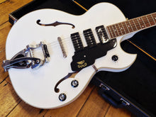 Load image into Gallery viewer, Guild - Jet 90 Archtop (Satin White)