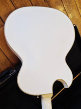 Load image into Gallery viewer, Guild - Jet 90 Archtop (Satin White)