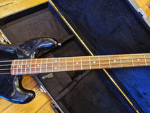 Load image into Gallery viewer, Fender Japan Precision Boxer-Series 1986