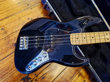 Load image into Gallery viewer, Fender American Jazz Bass 2007