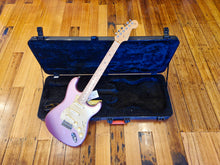 Load image into Gallery viewer, Fender USA Standard 2015 - Refinished