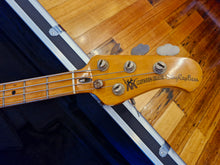 Load image into Gallery viewer, Vintage Musicman Stingray 1979