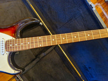 Load image into Gallery viewer, Peavey Raptor Plus Series - Sunburst