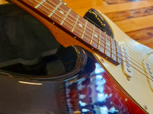 Load image into Gallery viewer, Peavey Raptor Plus Series - Sunburst