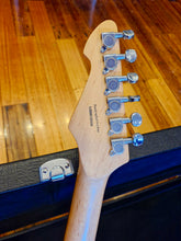 Load image into Gallery viewer, Peavey Raptor Plus Series - Sunburst