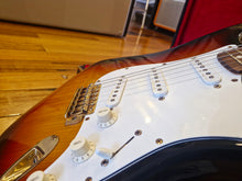 Load image into Gallery viewer, Fender Mexican Stratocaster Plus Deluxe - 2003