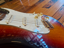Load image into Gallery viewer, Fender Mexican Stratocaster Plus Deluxe - 2003