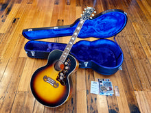 Load image into Gallery viewer, Epiphone SJ-200 Reissue - Sunburst