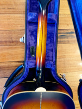 Load image into Gallery viewer, Epiphone SJ-200 Reissue - Sunburst