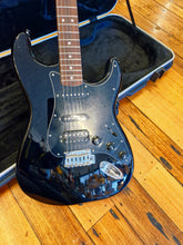 Load image into Gallery viewer, Fender Stratocaster