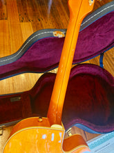 Load image into Gallery viewer, Gretsch 6120 Chet Atkins (Left-Handed)