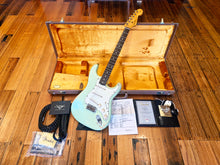 Load image into Gallery viewer, Fender Custom Shop Masterbuilt ’60s Stratocaster Heavy Relic – Surf Green