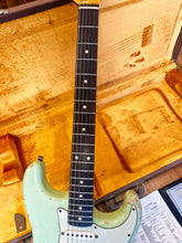 Load image into Gallery viewer, Fender Custom Shop Masterbuilt ’60s Stratocaster Heavy Relic – Surf Green
