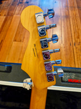 Load image into Gallery viewer, Fender Player Stratocaster MN 3TS - 2020