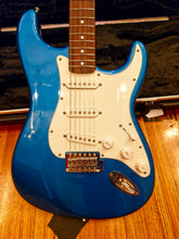 Load image into Gallery viewer, Fender Squire Classic Vibe '60s Stratocaster
