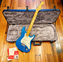 Load image into Gallery viewer, FENDER AMERICAN PROFESSIONAL II