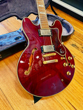Load image into Gallery viewer, Epiphone Sheraton II Pro Semi Hollow Electric Guitar Wine Red