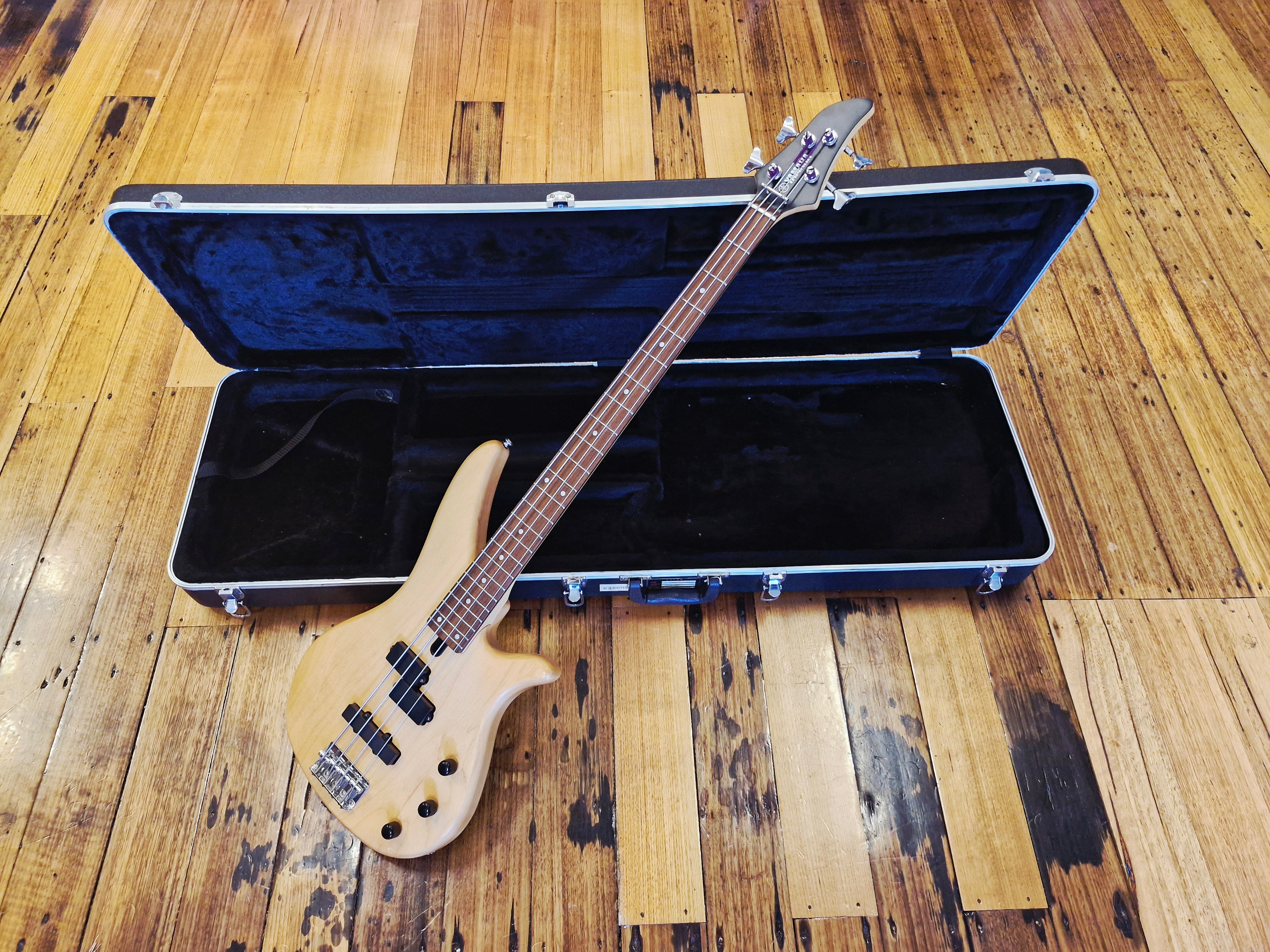 Yamaha RBX270J – Classic Guitars and Amps