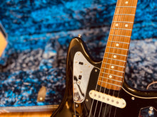 Load image into Gallery viewer, Fender Johnny Marr Signature Jaguar