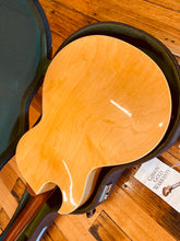 Load image into Gallery viewer, Gibson ES-175 Yamano (2006)