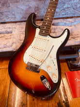 Load image into Gallery viewer, Fender American Ultra Stratocaster