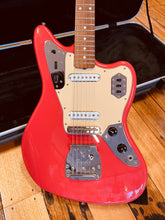 Load image into Gallery viewer, Fender Classic Series '60s Jaguar