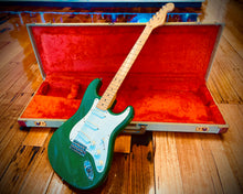 Load image into Gallery viewer, Fender Stratocaster Eric Clapton 1989