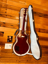 Load image into Gallery viewer, Gibson Les Paul Studio