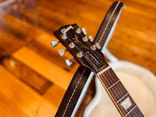 Load image into Gallery viewer, Gibson Les Paul standard plus