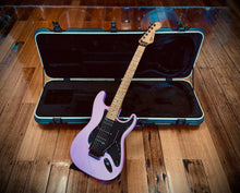 Load image into Gallery viewer, Charvel Pro-Mod So-Cal Style 1