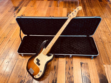 Load image into Gallery viewer, Fender Precision Bass