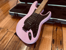 Load image into Gallery viewer, Charvel Pro-Mod So-Cal Style 1