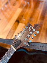 Load image into Gallery viewer, Vertigo model A