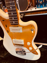 Load image into Gallery viewer, Squier J Mascis Jazzmaster