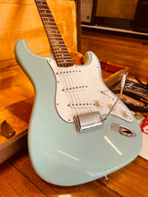 Load image into Gallery viewer, Fender NOS custom shop 1960