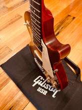Load image into Gallery viewer, Gibson Les Paul Studio Tribute