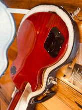 Load image into Gallery viewer, Gibson Les Paul standard plus