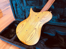 Load image into Gallery viewer, Malinoski 107