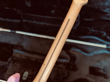 Load image into Gallery viewer, Charvel Pro-Mod So-Cal Style 1