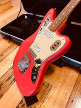 Load image into Gallery viewer, Fender Classic Series '60s Jaguar