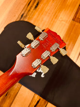 Load image into Gallery viewer, Gibson Les Paul Studio Tribute