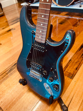 Load image into Gallery viewer, Fender American Standard Stratocaster