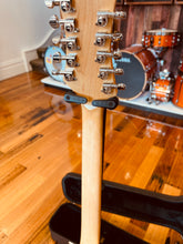 Load image into Gallery viewer, Vertigo model A