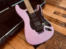 Load image into Gallery viewer, Charvel Pro-Mod So-Cal Style 1