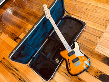 Load image into Gallery viewer, Squier Paranormal Cabronita