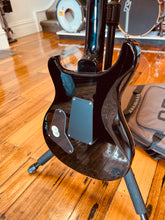 Load image into Gallery viewer, PRS SE Custom 24 "Floyd"