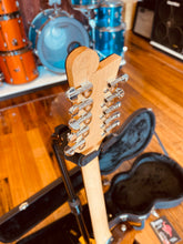 Load image into Gallery viewer, Vertigo model A