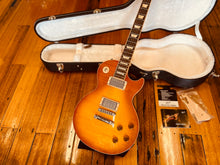 Load image into Gallery viewer, Gibson Les Paul standard plus